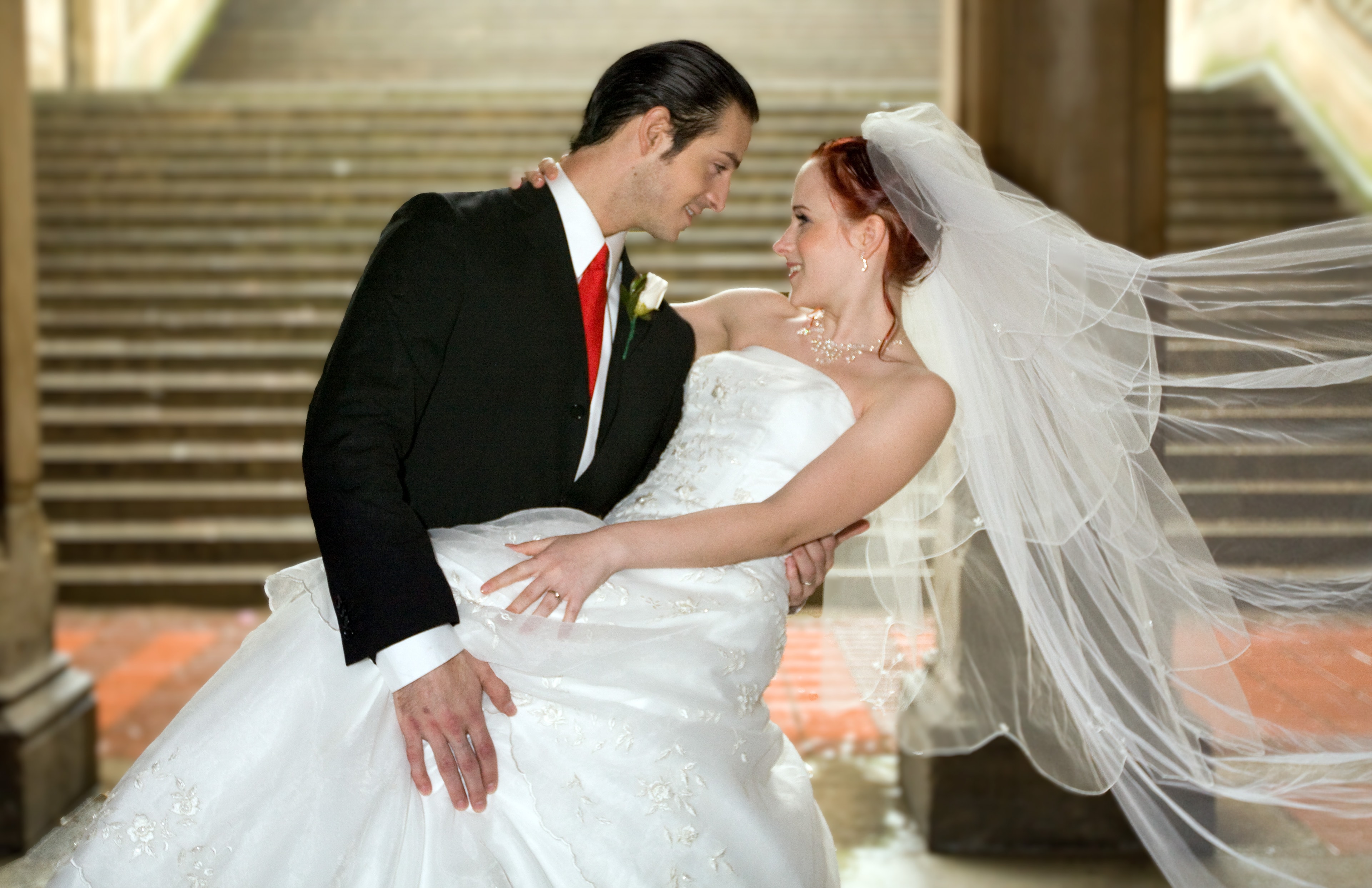 Wedding ceremony couple exchanging vows outdoors